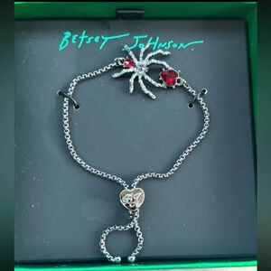 BETSEY JOHNSON Halloween Spider Slider Bracelet Scary Spooky Creepy NEW NWT